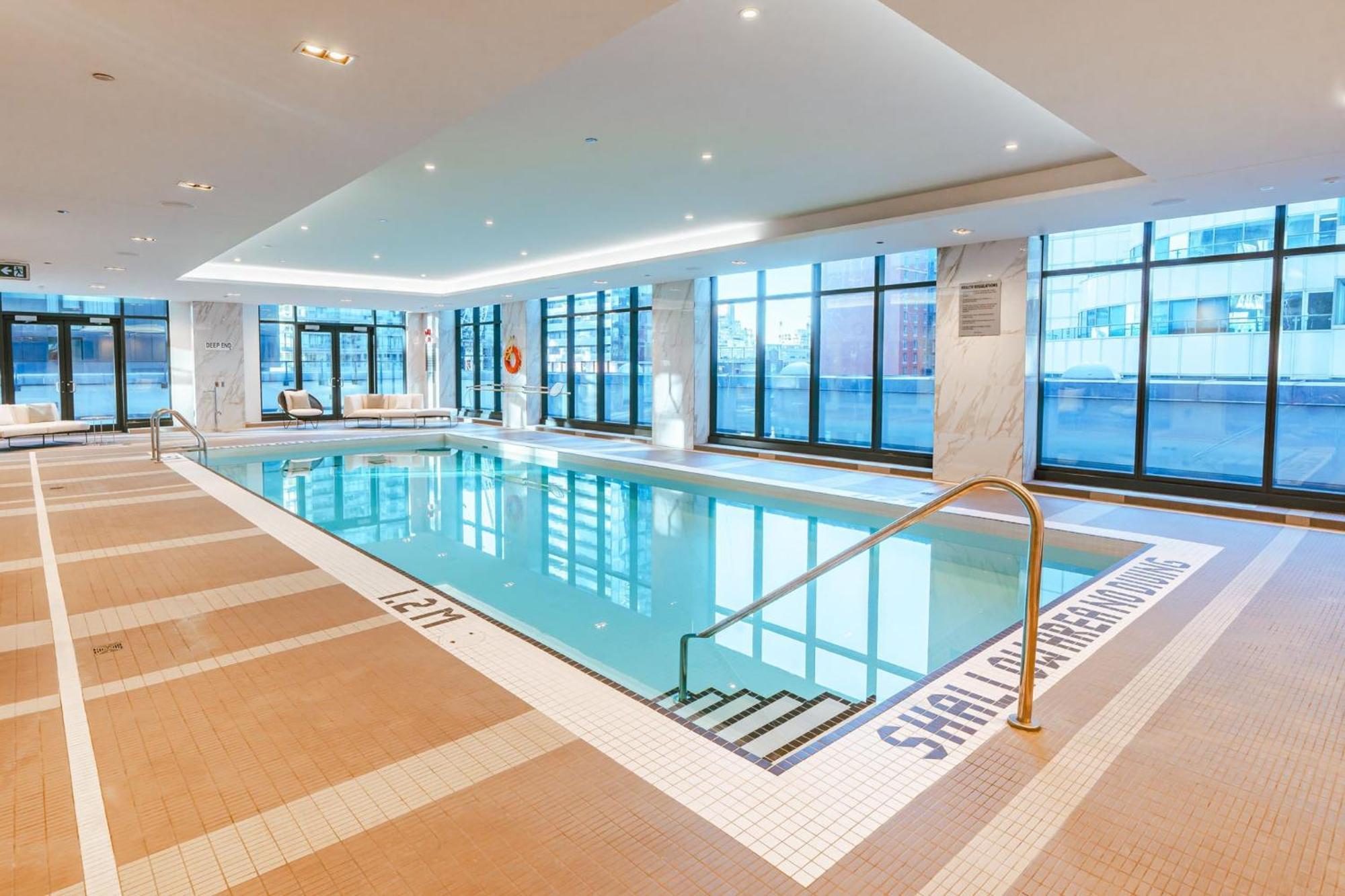 Sutton Place Hotel Toronto Luaran gambar
